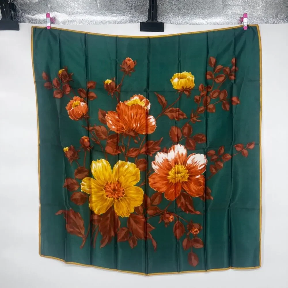 Bold Floral Square Fashion Scarf Wrap Satiny Mod Boho‎ Botanical Accessory